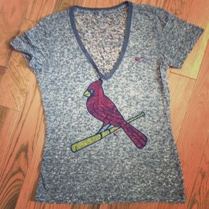 St. Louis Cardinals ⚾️burnout v-neck tee STL⚾️❤️♥️